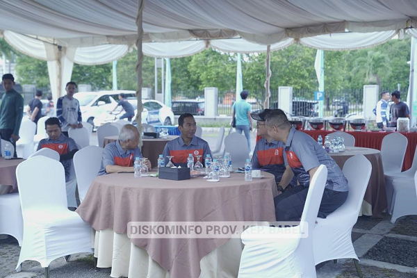 Pj Gubernur Suganda Silaturahmi dan Koordinasi dalam Kegiatan Gowes Sehat Bersama BI Kep. Babel. (Foto: Diskominfo. Prov. Kep Babel)