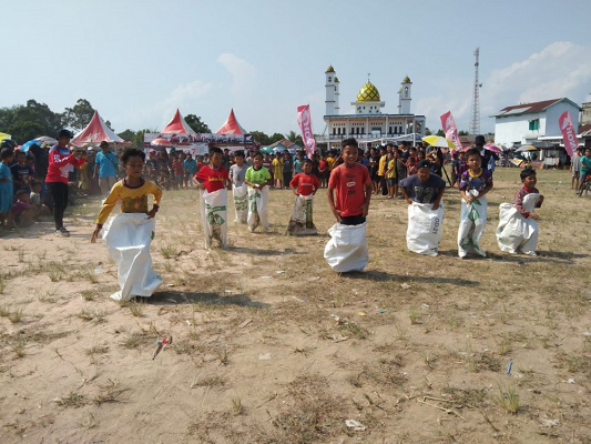 Semarakan Peringatan HUT RI ke-78, PT Timah Tbk Berikan Bantuan Kepada Tiga Desa di Bangka Barat. (Foto: PT Timah Tbk)